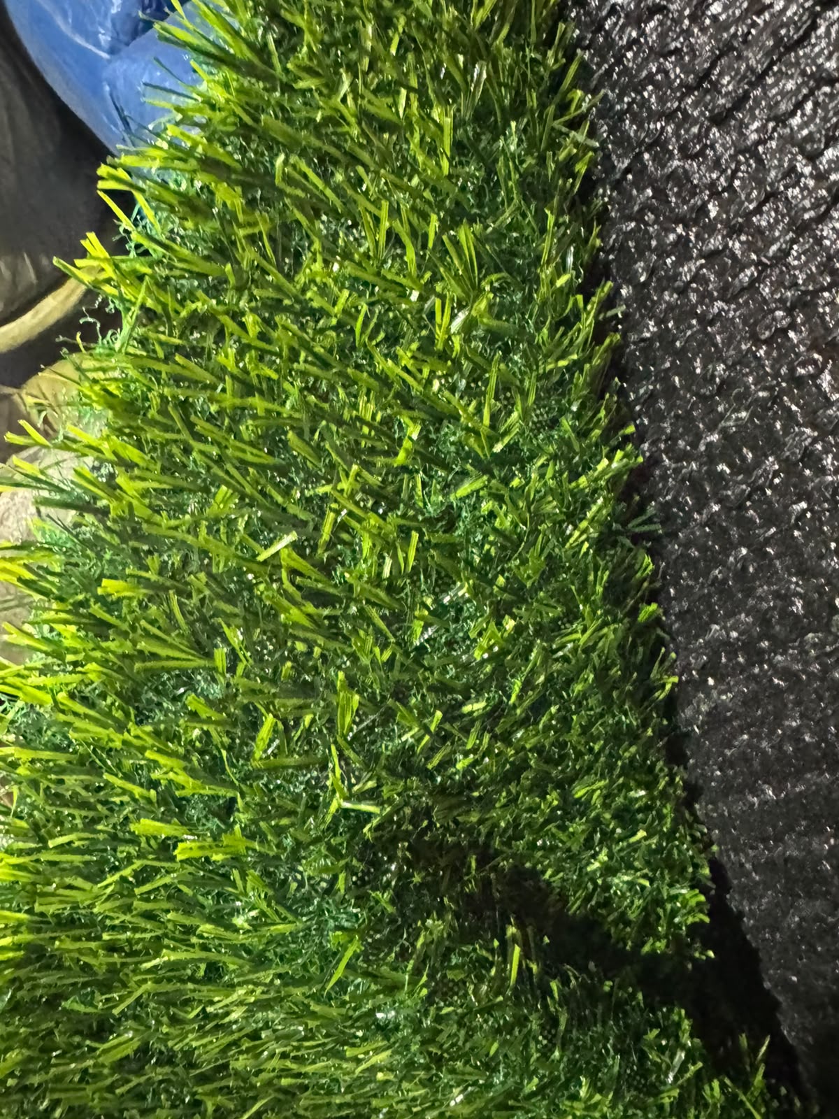 Gazon Artificial Premium , Verde tropical, Fir 20 mm, 1M X 2M